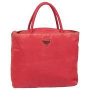 Prada Vintage Pre-owned Nylon handvskor Red, Dam