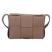 Bottega Veneta Laeder crossbodyvskor Brown, Dam