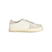 Calvin Klein Eleganta vita sneakers med kontrasterande accenter White,...