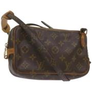 Louis Vuitton Vintage Pre-owned Canvas axelremsvskor Brown, Dam