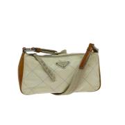 Prada Vintage Pre-owned Nylon prada-vskor Beige, Dam