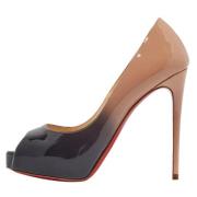 Christian Louboutin Pre-owned Pre-owned Laeder klackskor Beige, Dam