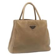 Prada Vintage Pre-owned Laeder handvskor Beige, Dam