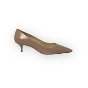 Stuart Weitzman Kitten Heel Pumps Beige, Dam