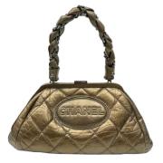 Chanel Vintage Pre-owned Laeder chanel-vskor Yellow, Dam