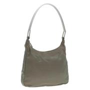 Prada Vintage Pre-owned Nylon prada-vskor Gray, Dam