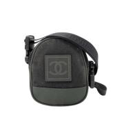 Chanel Vintage Pre-owned Canvas crossbodyvskor Black, Dam