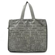 Chanel Vintage Pre-owned Canvas chanel-vskor Gray, Dam