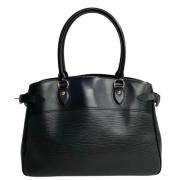 Louis Vuitton Vintage Pre-owned Tyg louis-vuitton-vskor Black, Dam