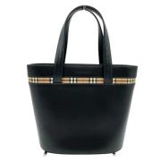 Burberry Vintage Pre-owned Laeder totevskor Black, Dam