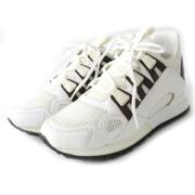 Louis Vuitton Vintage Pre-owned Canvas sneakers White, Dam