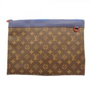 Louis Vuitton Vintage Pre-owned Tyg louis-vuitton-vskor Brown, Dam