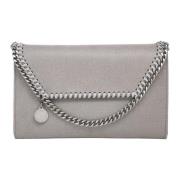 Stella McCartney Mini Crossbody Väska med Charm Detalj Gray, Dam