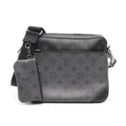 Louis Vuitton Vintage Pre-owned Canvas crossbodyvskor Black, Dam