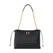 Salvatore Ferragamo Quiltad Svart Läderkedjväska Black, Dam