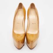 Christian Louboutin Pre-owned Pre-owned Laeder klackskor Beige, Dam