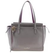 Salvatore Ferragamo Pre-owned Pre-owned Laeder totevskor Gray, Dam