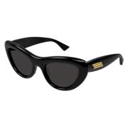 Bottega Veneta Stiliga Cat Eye Solglasögon i Svart Black, Unisex