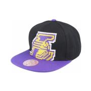 Mitchell & Ness Svart Los Angeles Lakers 8-Bit Snapback Multicolor, He...