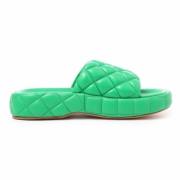 Bottega Veneta Stiliga Sandaler för Sommaroutfits Green, Dam