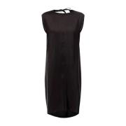 MM6 Maison Margiela Elegant Midi Klänning med V-Rygg Black, Dam