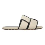 Bottega Veneta Flätade Slides med Kontrasterande Detaljer Beige, Dam