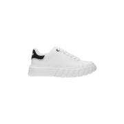 Gaëlle Paris Vita och svarta mesh sneakers White, Dam