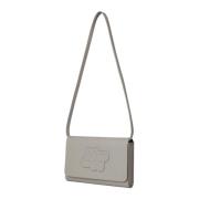 Munthe Elegant läderväska med präglat emblem Gray, Dam