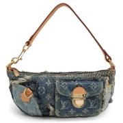 Louis Vuitton Vintage Pre-owned Canvas axelremsvskor Blue, Dam