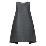 Issey Miyake Veckad Panel Klänning Blue, Dam