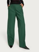 Pieces - Kostymbyxor - Trekking Green - Pcneva Hw Wide Pants Noos - By...