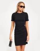 Pieces - Svart - Pcruka Ss Dress Noos Bc