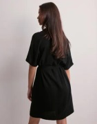 Pieces - Svart - Pcvinsty Ss Shirt Dress