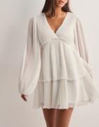 Nelly - Vit - Fine Pleated Dress