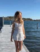 Nelly - Vit - Romantic Lace Sleeveless Top