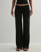 Nelly - Svart - My Chill Pants