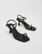 Nelly - Svart - Simplicity Heel