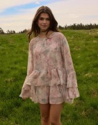 Vero Moda - Blommig - Vmstarry Ls Ruffle Mini Dress Exp