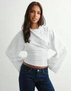 Nelly - Vit - Wide Sleeve LS Top