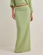 Nelly - Grön - Elegant Structure Maxi Skirt
