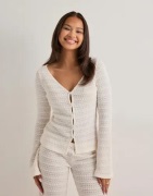 Nelly - Vit - Crochet LS Cardigan