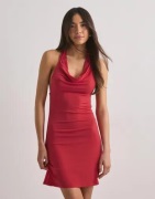 Nelly - Röd - Halterneck Mini Dress