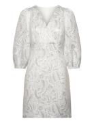 Macluarbbflorine Dress Kort Klänning White Bruuns Bazaar