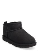 UGG K Classic Ultra Mini Svart