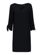 Crêpe Dress With Laser-Cut Details Knälång Klänning Black Esprit Colle...