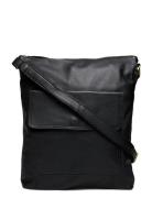 Nyra Big Bags Crossbody Bags Black RE:DESIGNED EST 2003