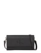 Calvin Klein Sculpted Long Fold Strap Deboss Svart