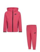 Nike Nike Tech Fleece Full-Zip Set Rosa