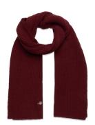 GANT Unisex. Shield Wool Knit Scarf Röd