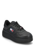 Tommy Hilfiger Tjw Retro Basket Flatform Ess Svart